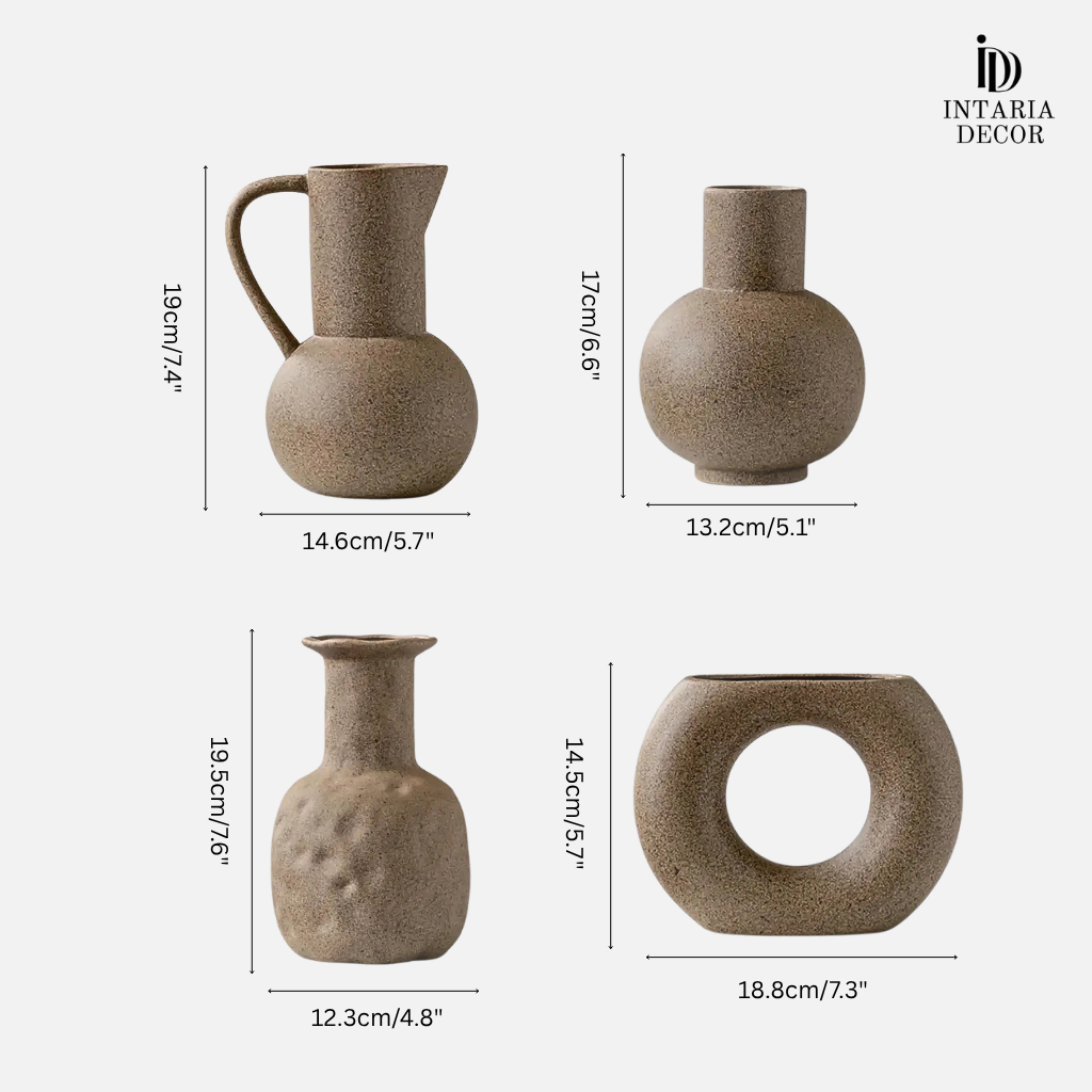 Koroa Vases