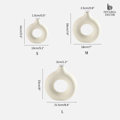 Oura Vases