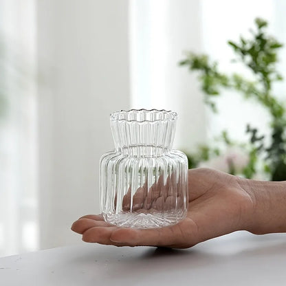 Elaris Vases