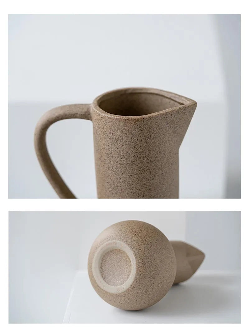 Koroa Vases