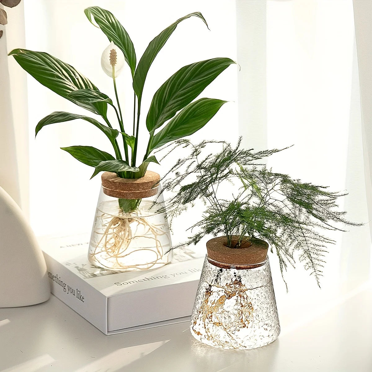 Clarva Dotted Glass Vase – Modern Scandinavian Decorative Vase